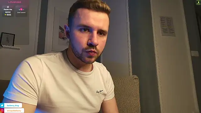 Snapshot of EnriqueBarberry chatting on March 14, 7:04 am EnriqueBarberry online show from March 14, 7:04 am