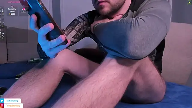 Snapshot of EnriqueBarberry chatting on March 21, 10:06 am EnriqueBarberry online show from March 21, 10:06 am