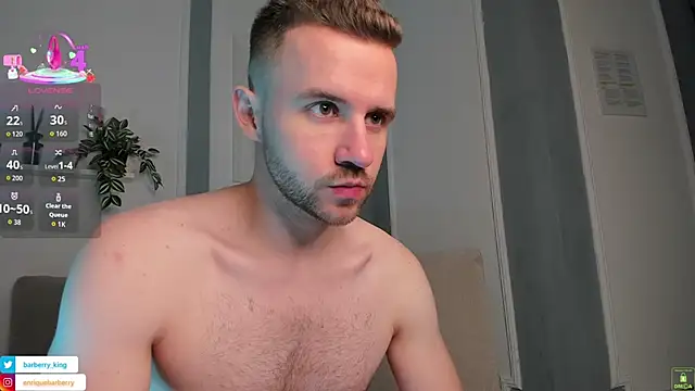 Snapshot of EnriqueBarberry chatting on October 19, 5:30 am EnriqueBarberry online show from October 19, 5:30 am