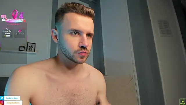 Snapshot of EnriqueBarberry chatting on November 29, 6:38 am EnriqueBarberry online show from November 29, 6:38 am