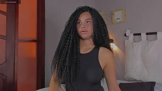 nayah   online show from January 15, 8:37 pm