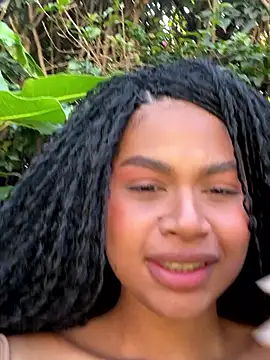 nayah   online show from January 18, 3:27 pm