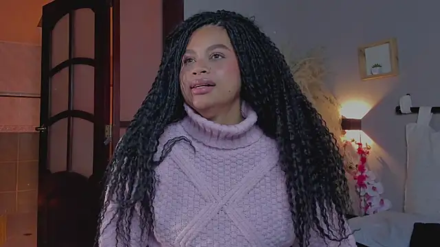 nayah   online show from February 5, 1:47 am