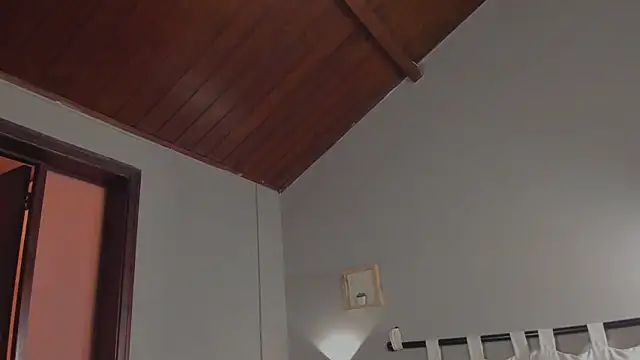 nayah   online show from February 24, 10:58 pm