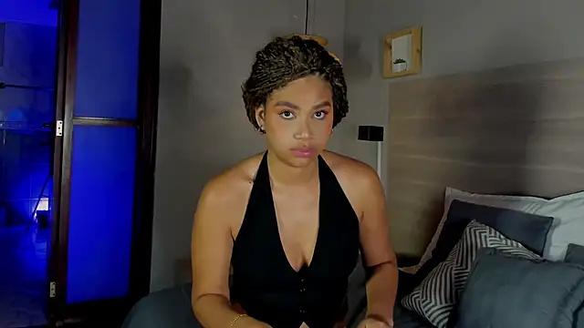 nayah   online show from September 25, 7:39 pm