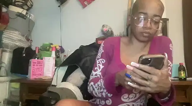 MommyConfident online show from February 16, 4:42 am