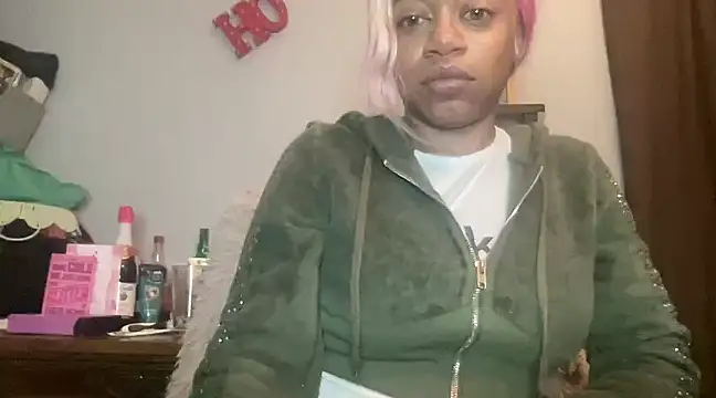 MommyConfident online show from February 28, 3:15 am