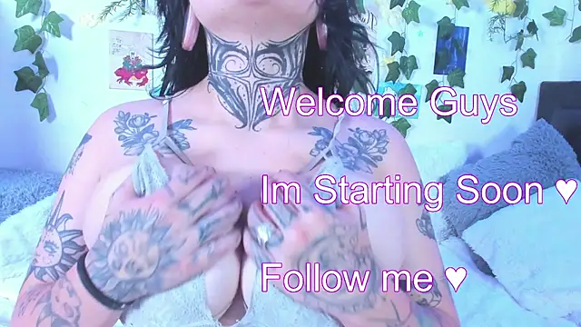 Dianne Golden online show from December 7, 1:18 pm