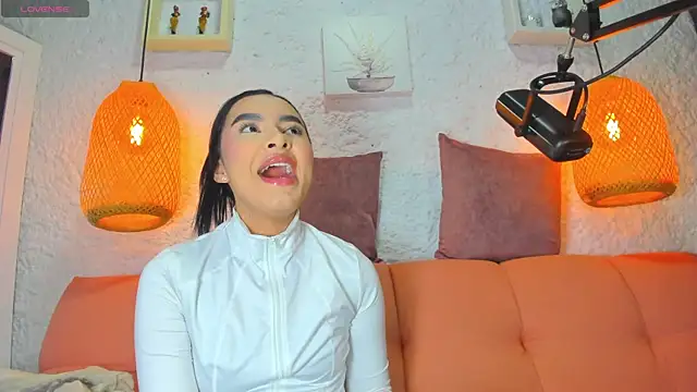 emiily s online show from September 11, 12:05 pm