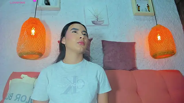 emiily s online show from October 18, 12:06 pm