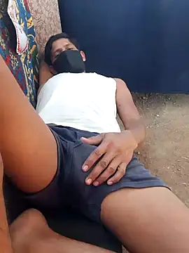 Snapshot of Burhade-- chatting on January 3, 8:54 am Burhade-- online show from January 3, 8:54 am