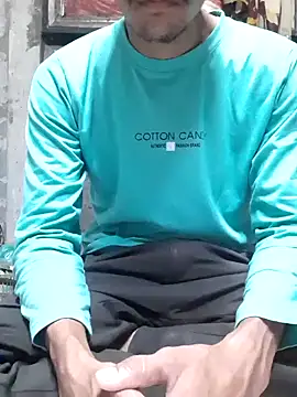 Snapshot of Burhade-- chatting on September 25, 10:46 pm Burhade-- online show from September 25, 10:46 pm