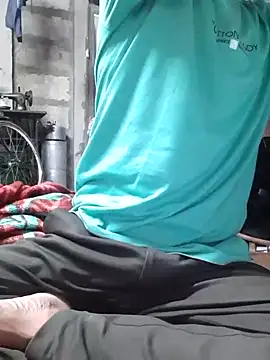 Snapshot of Burhade-- chatting on September 30, 7:19 pm Burhade-- online show from September 30, 7:19 pm