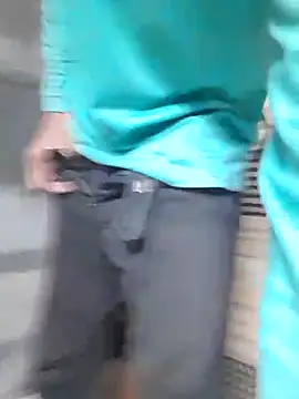 Snapshot of Burhade-- chatting on October 2, 10:28 pm Burhade-- online show from October 2, 10:28 pm