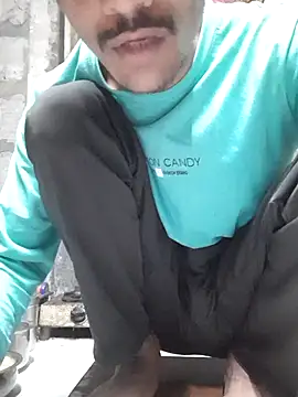 Snapshot of Burhade-- chatting on October 19, 8:53 pm Burhade-- online show from October 19, 8:53 pm