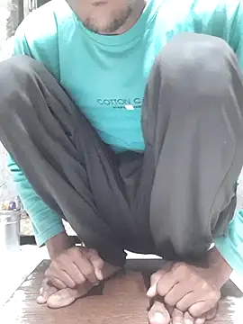 Snapshot of Burhade-- chatting on October 31, 9:16 pm Burhade-- online show from October 31, 9:16 pm