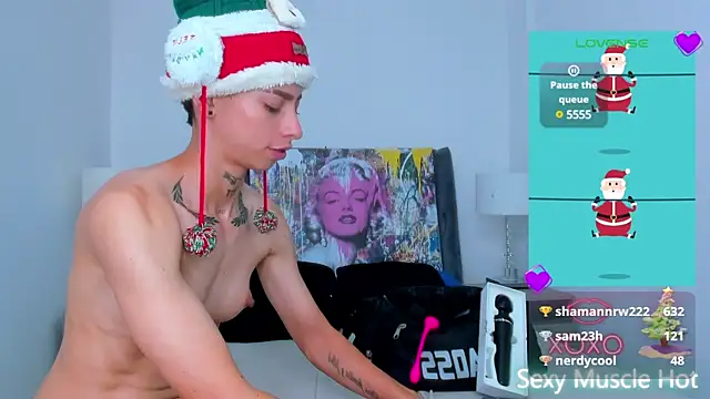 Snapshot of AmberAdams_ chatting on December 24, 8:11 am AmberAdams online show from December 24, 8:11 am