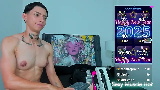 Snapshot of AmberAdams_ chatting on January 2, 4:56 pm AmberAdams online show from January 2, 4:56 pm