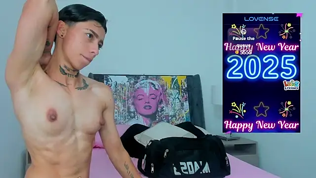 Snapshot of AmberAdams_ chatting on January 5, 9:25 pm AmberAdams online show from January 5, 9:25 pm