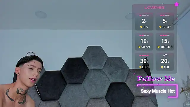 Snapshot of AmberAdams_ chatting on January 22, 4:44 pm AmberAdams online show from January 22, 4:44 pm