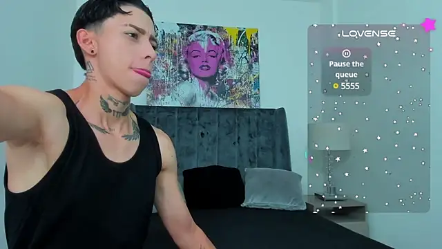 Snapshot of AmberAdams_ chatting on January 31, 12:40 pm AmberAdams online show from January 31, 12:40 pm