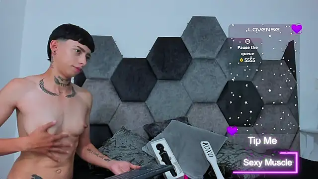 Snapshot of AmberAdams_ chatting on February 23, 5:29 pm AmberAdams online show from February 23, 5:29 pm