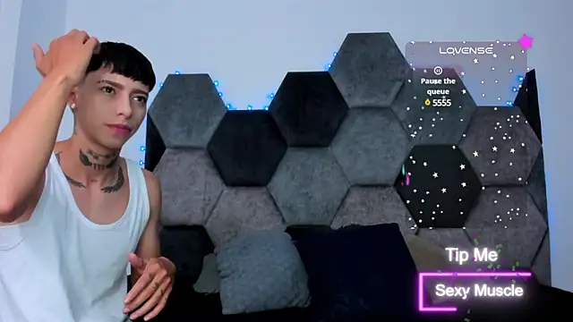 Snapshot of AmberAdams_ chatting on March 14, 2:30 pm AmberAdams online show from March 14, 2:30 pm