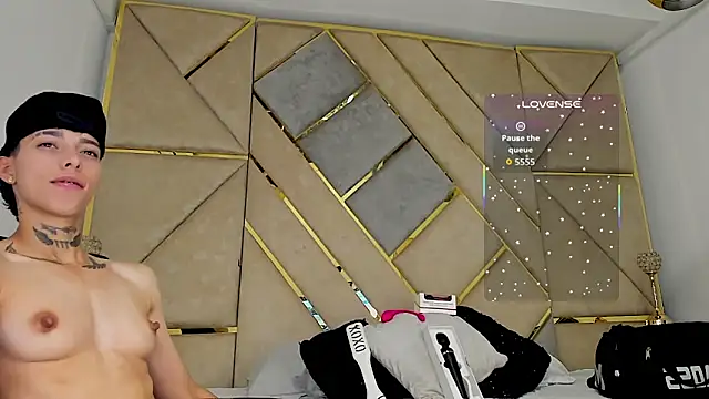 Snapshot of AmberAdams_ chatting on September 12, 3:12 pm AmberAdams online show from September 12, 3:12 pm