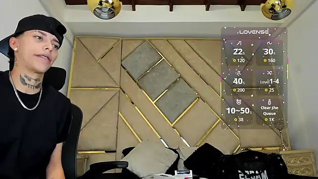 Snapshot of AmberAdams_ chatting on September 19, 5:02 pm AmberAdams online show from September 19, 5:02 pm