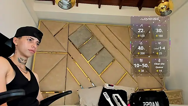 Snapshot of AmberAdams_ chatting on September 28, 9:09 pm AmberAdams online show from September 28, 9:09 pm