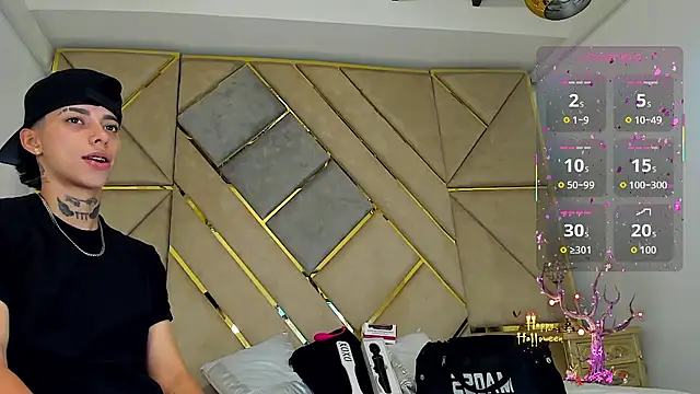 Snapshot of AmberAdams_ chatting on October 25, 5:08 pm AmberAdams online show from October 25, 5:08 pm