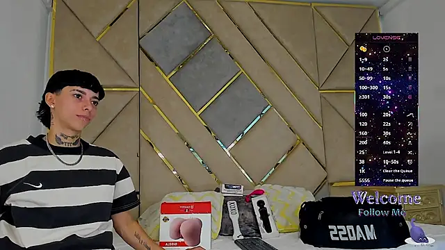 Snapshot of AmberAdams_ chatting on November 8, 3:34 pm AmberAdams online show from November 8, 3:34 pm