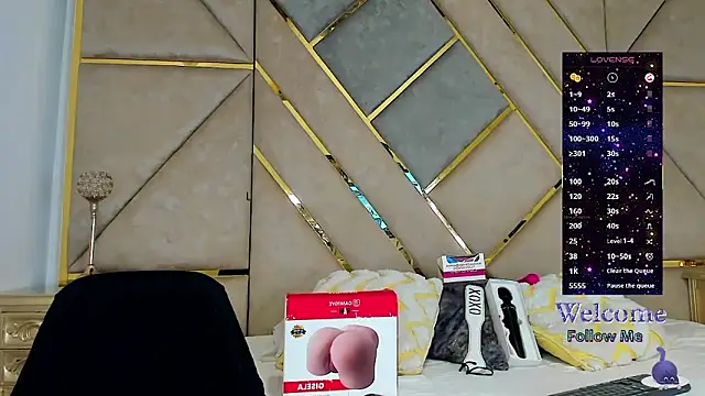 Snapshot of AmberAdams_ chatting on November 9, 5:11 pm AmberAdams online show from November 9, 5:11 pm