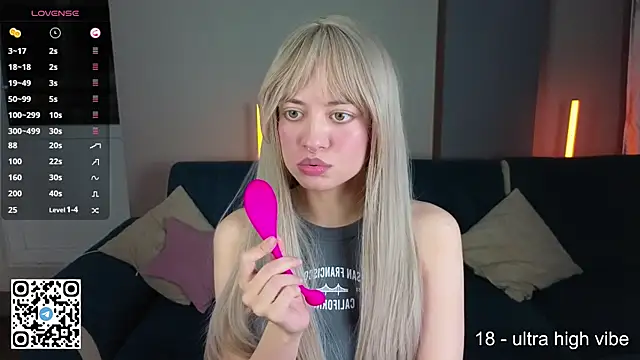 Snapshot of mybunnywendy chatting on September 24, 2:42 pm mybunnywendy online show from September 24, 2:42 pm