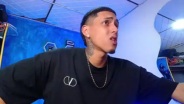 Liam lee online show from January 12, 4:29 pm