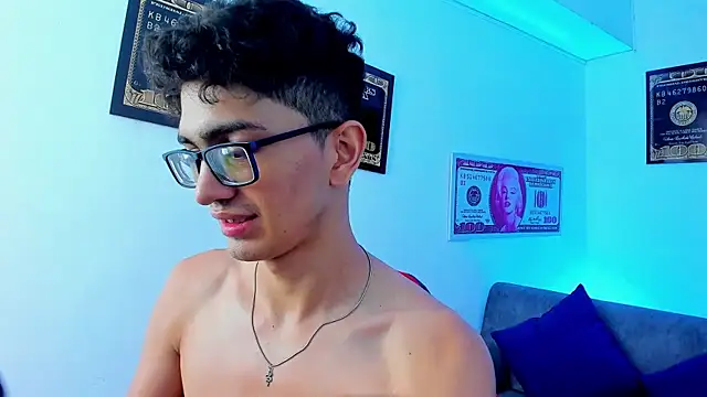 TylerWhite  online show from January 21, 9:35 am