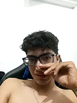 TylerWhite  online show from March 13, 3:54 am