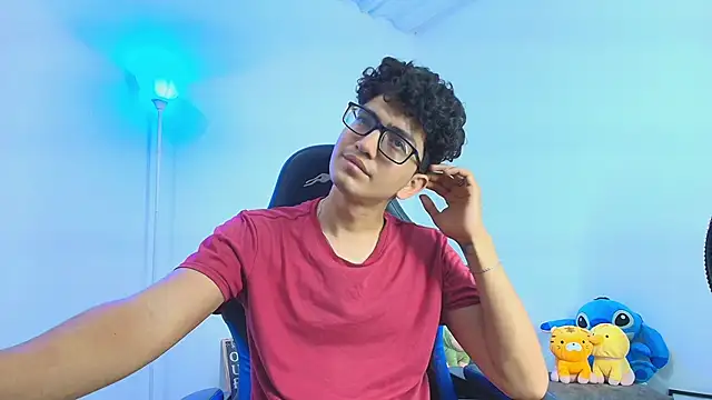 TylerWhite  online show from October 24, 4:31 am