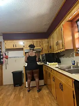 Snapshot of KLoveeee chatting on March 12, 5:38 pm KLoveeee online show from March 12, 5:38 pm