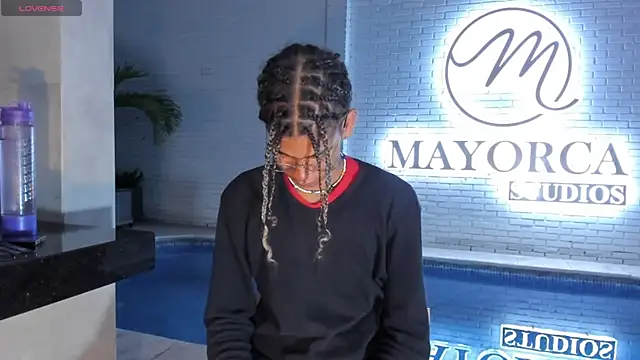 Maxim-Walker online show from February 22, 3:12 am