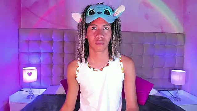 Maxim-Walker online show from October 8, 6:22 am