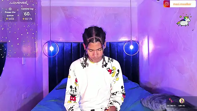 Maxim-Walker online show from October 21, 3:07 am