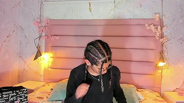 Maxim-Walker online show from October 24, 3:03 am