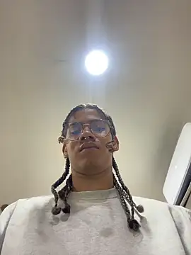 Maxim-Walker online show from December 3, 3:03 am