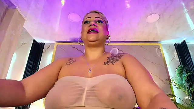 GianellaCox  online show from March 14, 1:35 pm