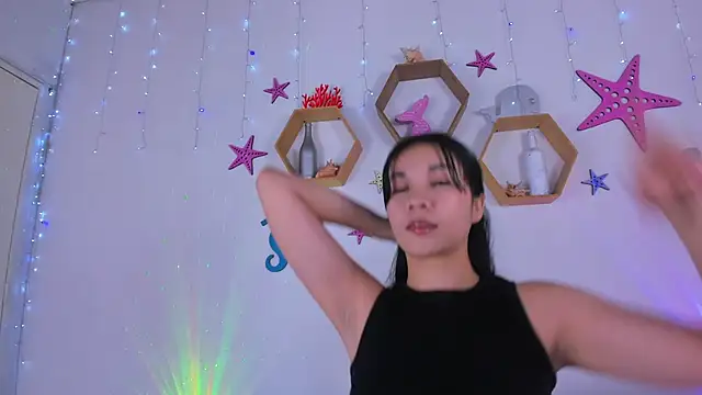 Emiily Parkerr online show from September 17, 3:19 am