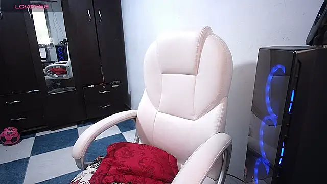 grace molly14 online show from March 12, 6:44 pm