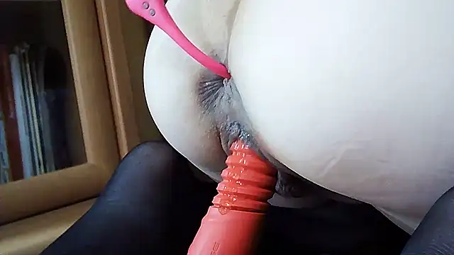 lizzy kissy666 online show from February 17, 2:48 pm