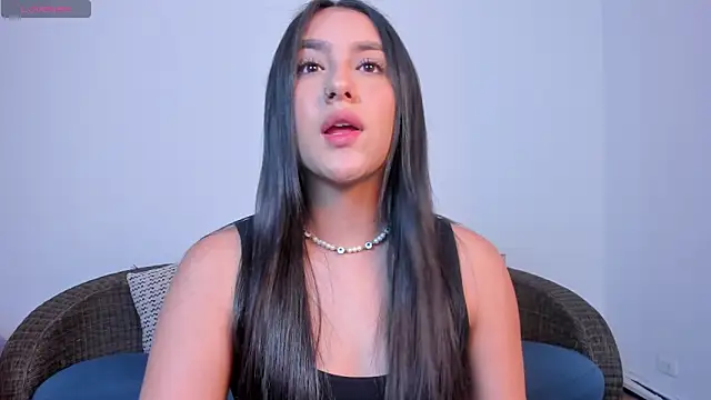 paulina sweett  online show from March 6, 12:41 pm