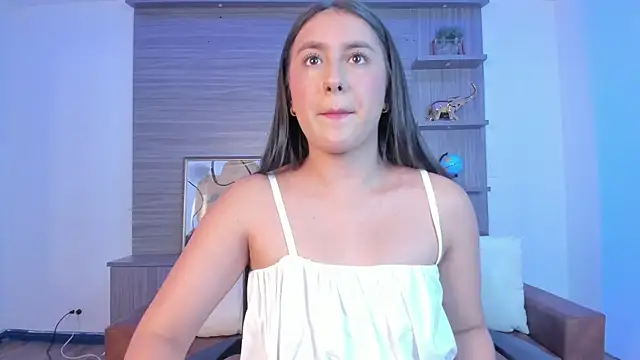 paulina sweett  online show from March 15, 12:56 pm